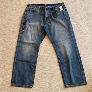 NWT Lucky Brand Jeans. 181 Relaxed Straight size 42 x 32